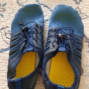 Barefoot Shoe Womens Size 11